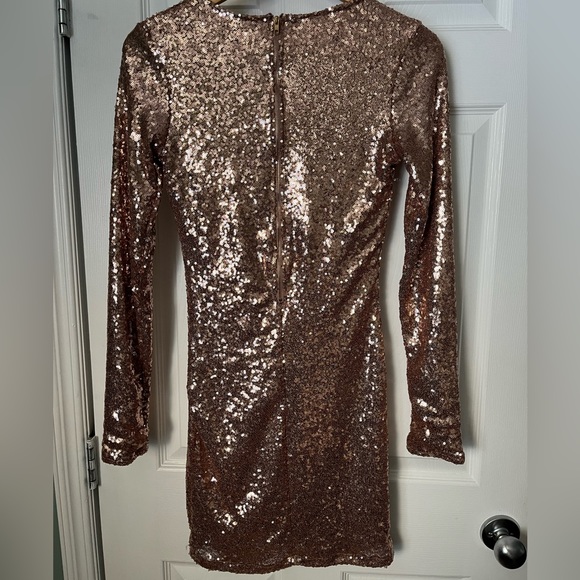 Uniquely coloured, golden La Nuit Revamped dress in size medium. - Picture 4 of 7